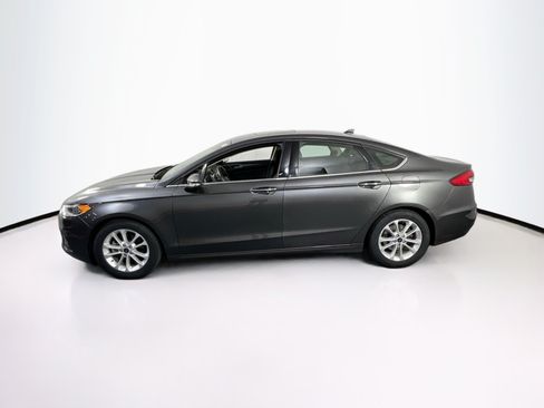 Used 2020 Ford Fusion SEL FWD image 8