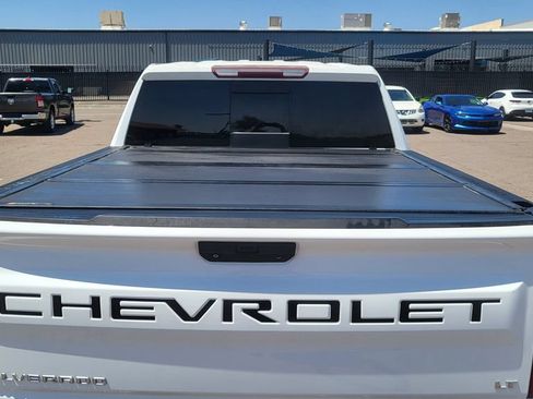 Used 2020 Chevrolet Silverado 1500 LT Trail Boss AWD/4WD image 12