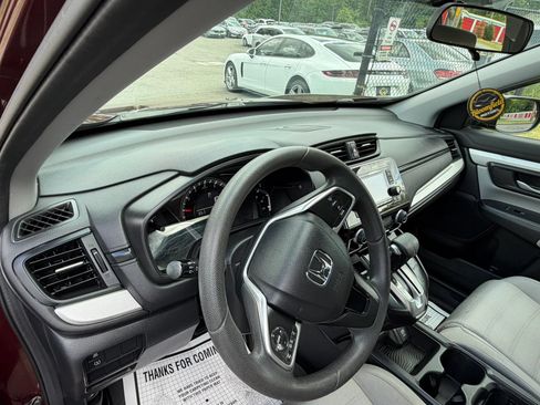 Used 2017 Honda CR-V LX image 9