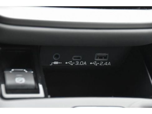 Certified 2025 Subaru Outback Premium w/ Popular Package #1A image 34