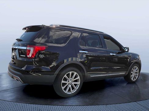 Used 2016 Ford Explorer Limited FWD image 5