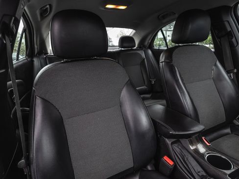 Used 2015 Chevrolet Malibu LT w/ Power Convenience Package FWD image 28