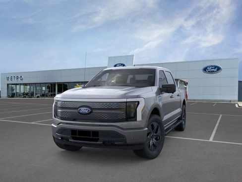 New 2025 Ford F150 Lightning Flash image 3