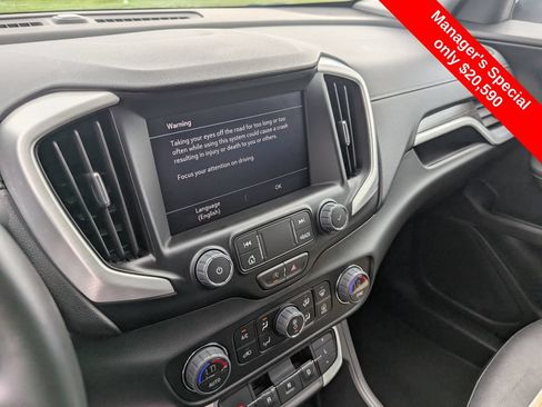 Used 2022 GMC Terrain SLT FWD image 20