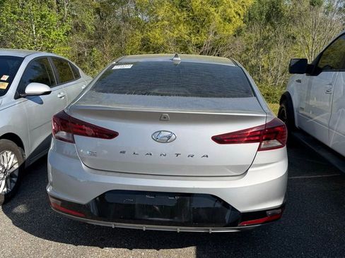 Used 2020 Hyundai Elantra SEL FWD image 6