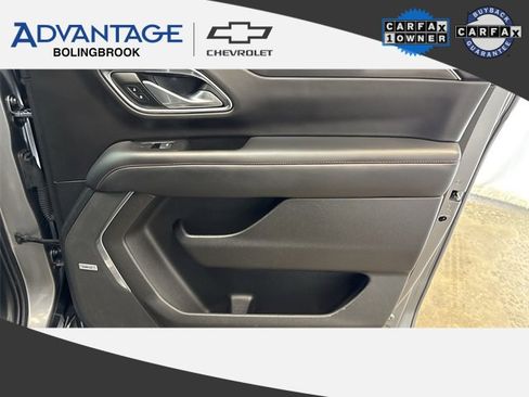 Certified 2022 Chevrolet Suburban RST w/ Sport Performance Package image 30