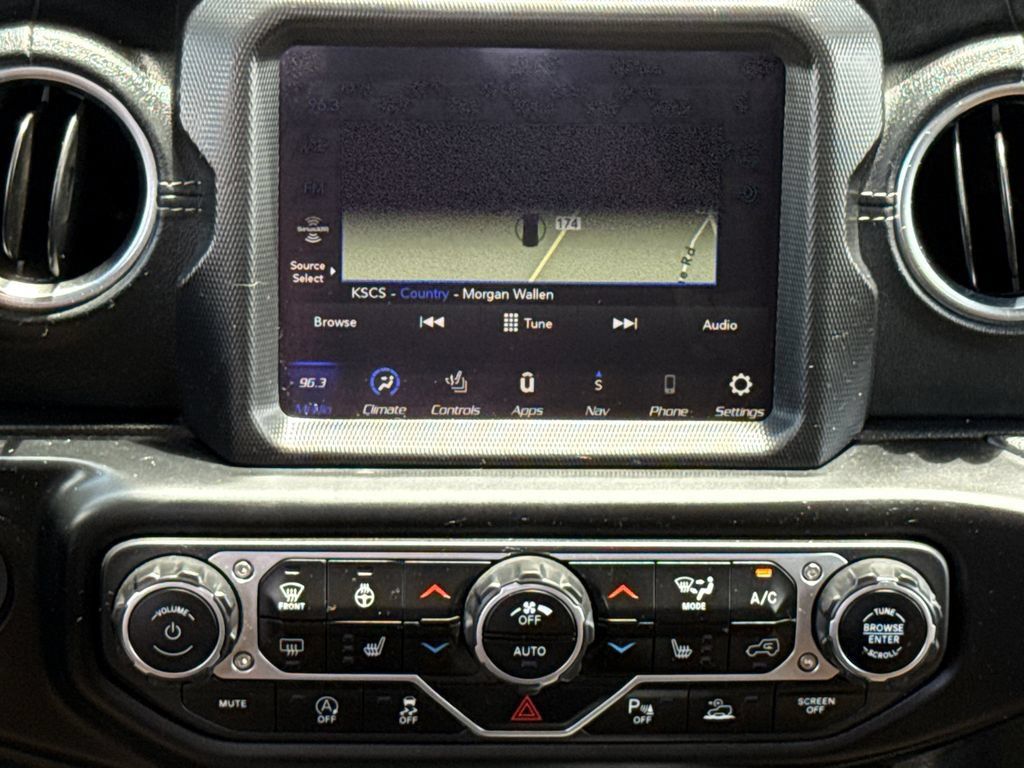 Used 2021 Jeep Gladiator Overland w/ Popular Equipment Package AWD/4WD image 14