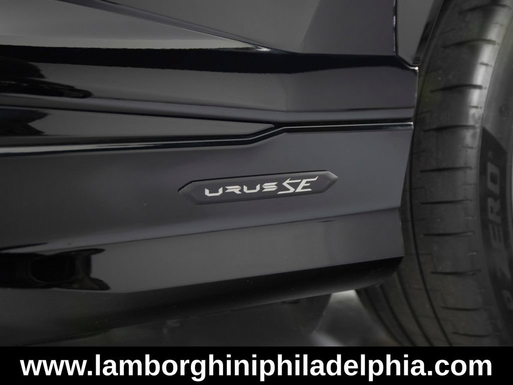 Used 2025 Lamborghini Urus S AWD/4WD image 44