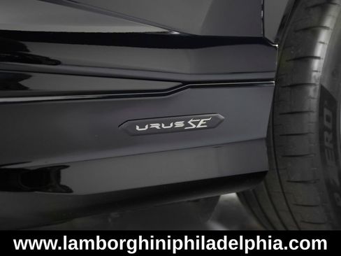 Used 2025 Lamborghini Urus S AWD/4WD image 44
