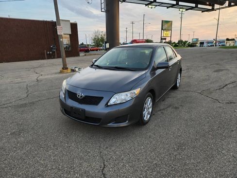 Used 2009 Toyota Corolla LE FWD image 8