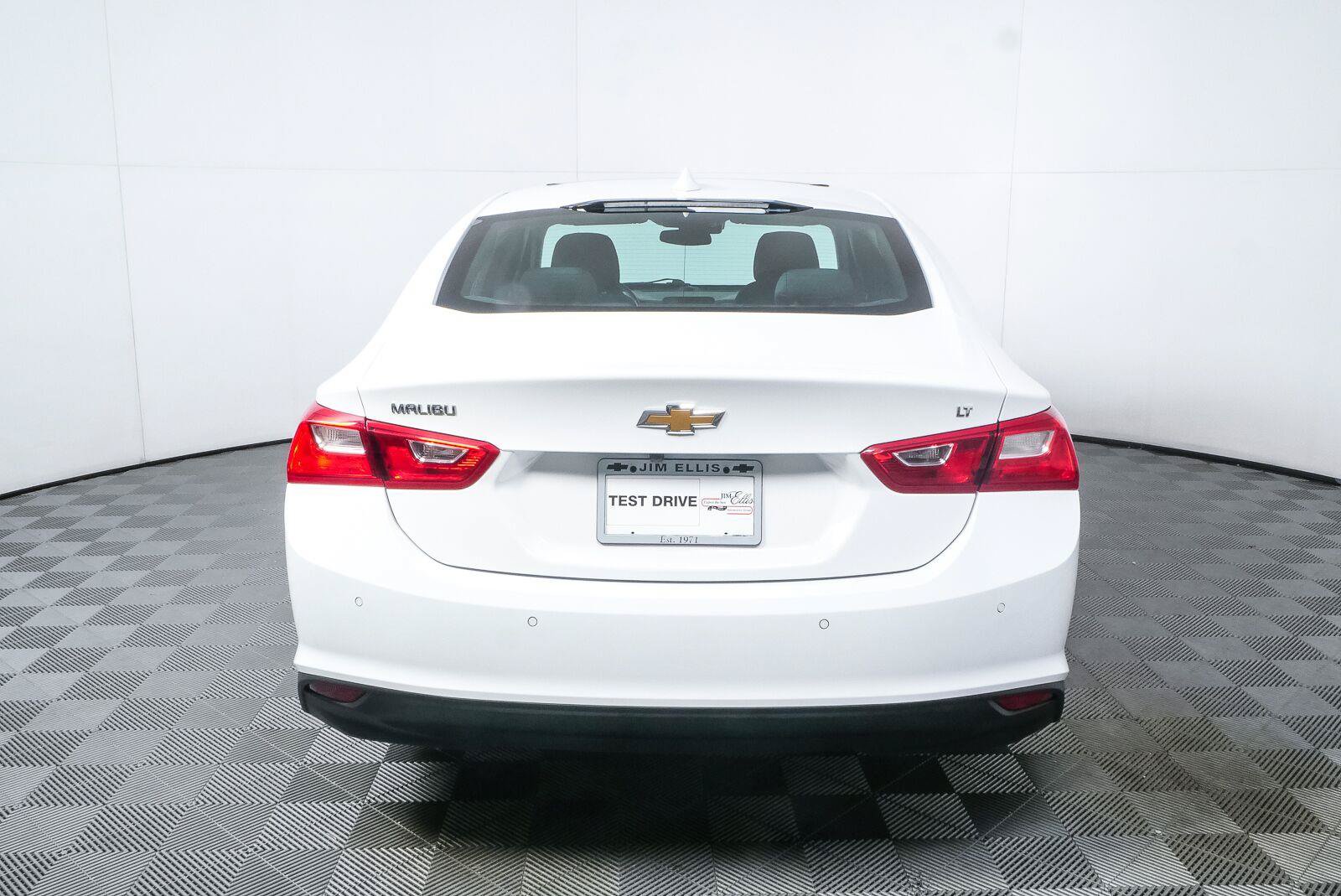 Used 2024 Chevrolet Malibu LT FWD image 25