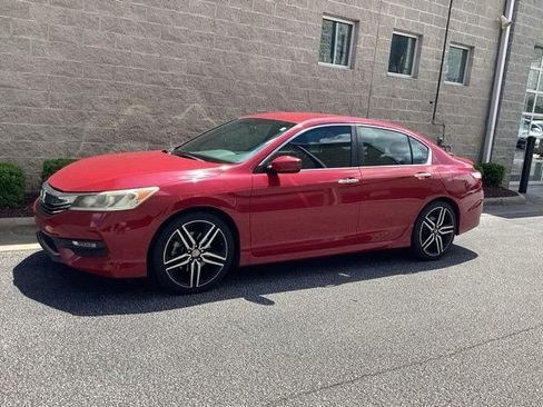 Used 2017 Honda Accord Sport image 1