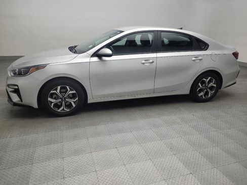 Used 2020 Kia Forte LXS image 2