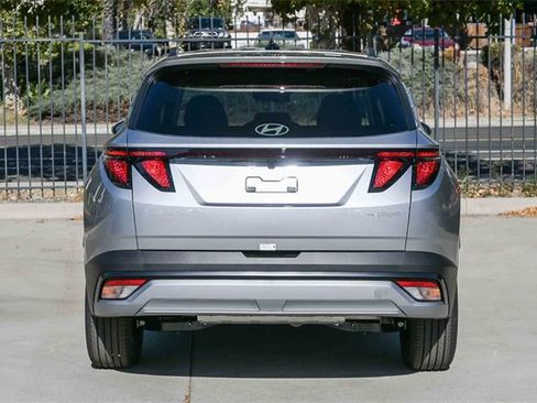 New 2025 Hyundai Tucson SEL image 6