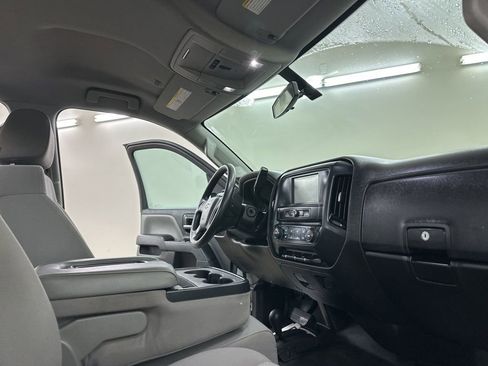 Used 2019 Chevrolet Silverado 2500 W/T w/ Snow Plow Prep Package image 18