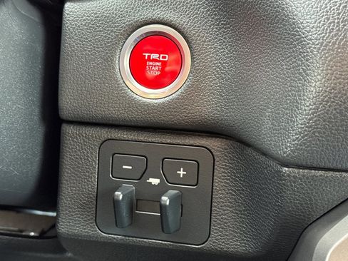 Used 2022 Toyota Tundra Limited w/ TRD Off-Road Package AWD/4WD image 22