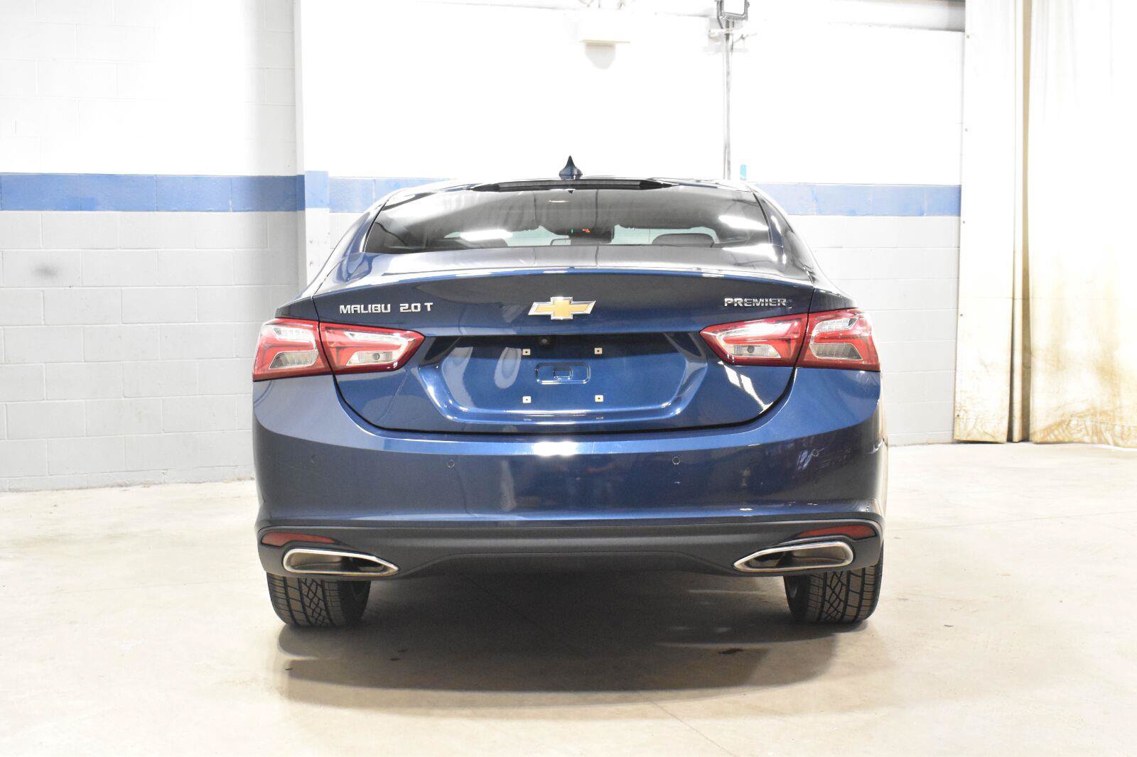 Used 2022 Chevrolet Malibu Premier FWD image 26