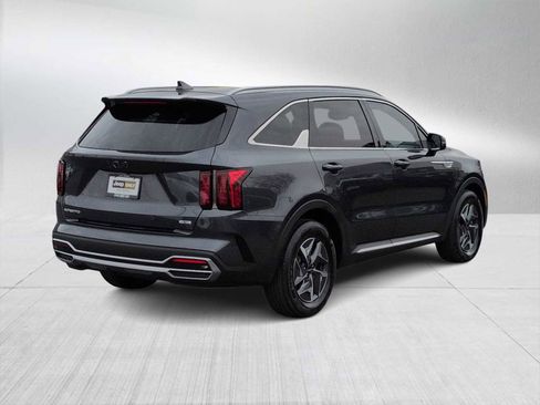 Used 2023 Kia Sorento EX w/ Panoramic Sunroof Package image 8