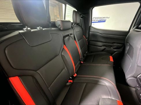 Certified 2025 Ford Ranger Raptor AWD/4WD image 22