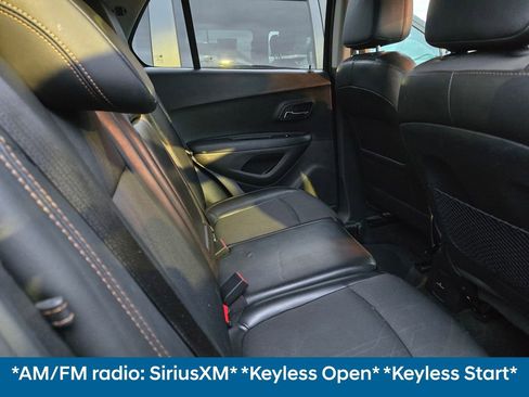 Used 2018 Chevrolet Trax LT w/ Driver Confidence Package image 11