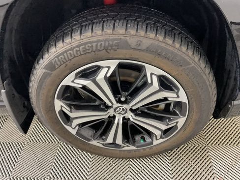 Used 2022 Toyota RAV4 XSE image 11