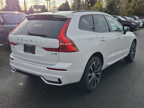 Certified 2023 Volvo XC60 B5 Plus w/ Climate Package image 2