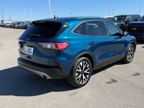 Used 2020 Ford Escape SE Sport image 32