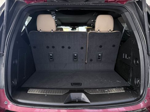 Used 2023 Chevrolet Tahoe Premier w/ Premium Package 2 image 37