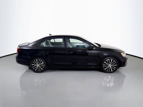 Used 2016 Volkswagen Jetta Sport FWD image 8