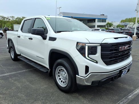 Used 2024 GMC Sierra 1500 Pro w/ Pro Value Package AWD/4WD image 1