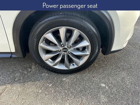 Used 2019 INFINITI QX50 Luxe image 12