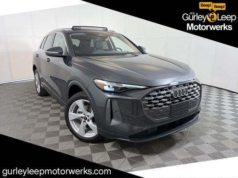 Used 2025 Audi Q5 Premium Plus AWD/4WD image 1