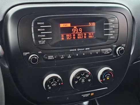 Used 2016 Kia Soul Base image 20