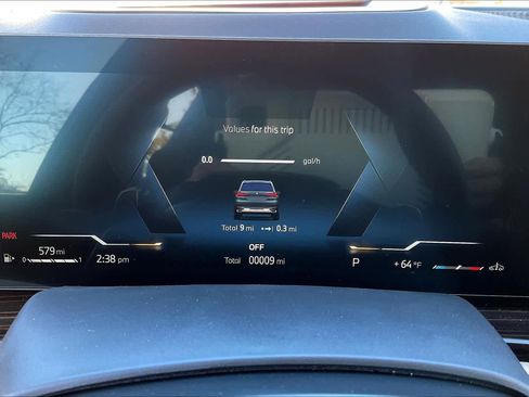 Used 2026 BMW X5 xDrive40i w/ Climate Comfort Package image 28