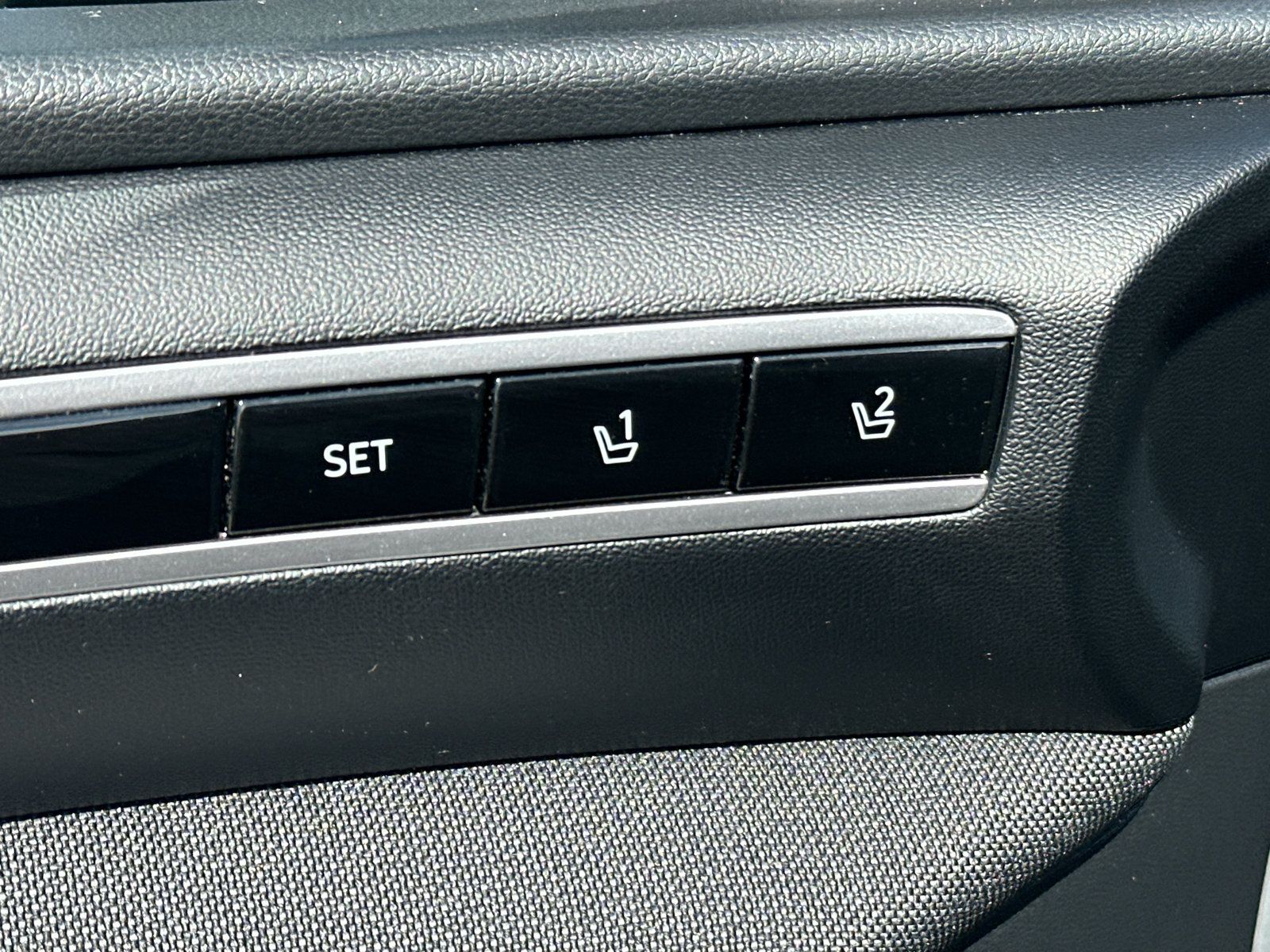Used 2022 Hyundai Tucson Limited FWD image 16