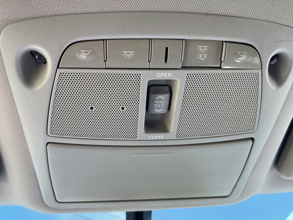 Used 2018 Nissan Murano SL w/ Moonroof Package FWD image 24