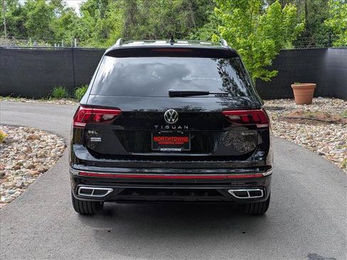Certified 2024 Volkswagen Tiguan SEL R-Line w/ MDO Package, Two-Row AWD/4WD image 4