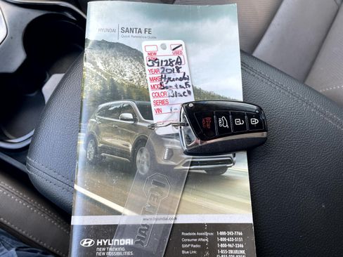 Used 2018 Hyundai Santa Fe Limited AWD/4WD image 20