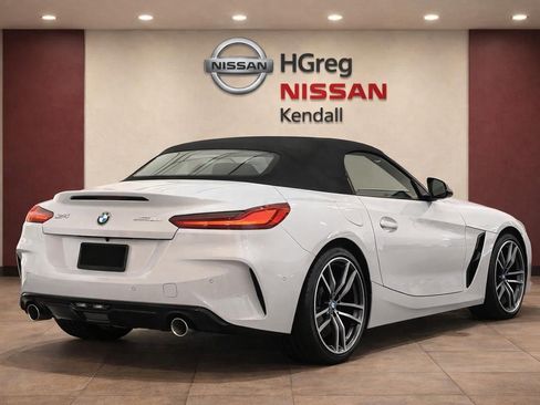 Used 2019 BMW Z4 sDrive30i w/ Executive Package RWD image 4