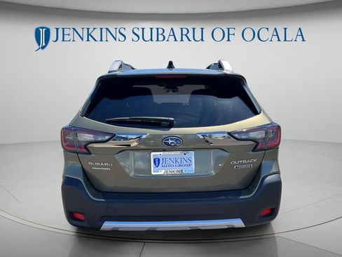 Used 2025 Subaru Outback Touring w/ Popular Package #2 AWD/4WD image 4