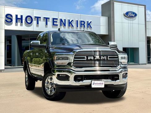 Used 2020 RAM 2500 Laramie AWD/4WD image 1