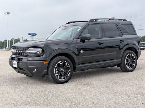 Used 2025 Ford Bronco Sport Outer Banks w/ Outer Banks Tech Package+ AWD/4WD image 4