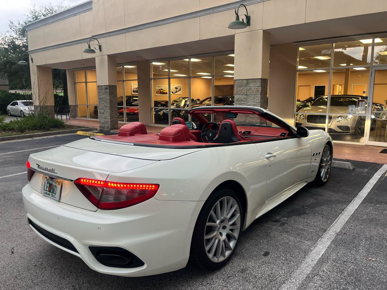 Used 2018 Maserati GranTurismo Sport RWD image 4