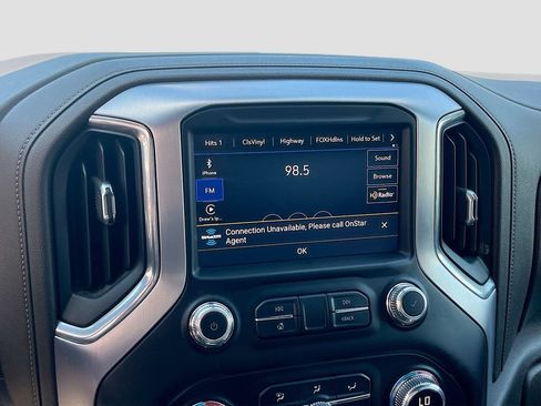 Used 2021 GMC Sierra 1500 SLT w/ SLT Premium Plus Package AWD/4WD image 15