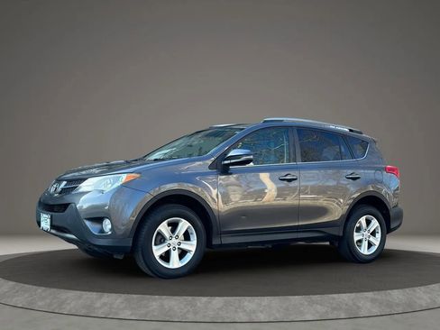 Used 2013 Toyota RAV4 XLE image 1