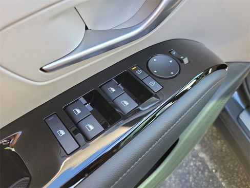 New 2026 Hyundai Tucson Limited w/ Tow & Go Package image 19