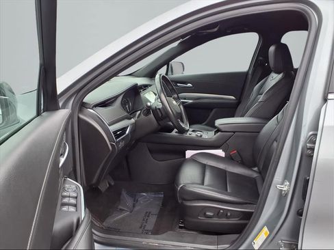 Used 2023 Cadillac XT4 Premium Luxury image 18