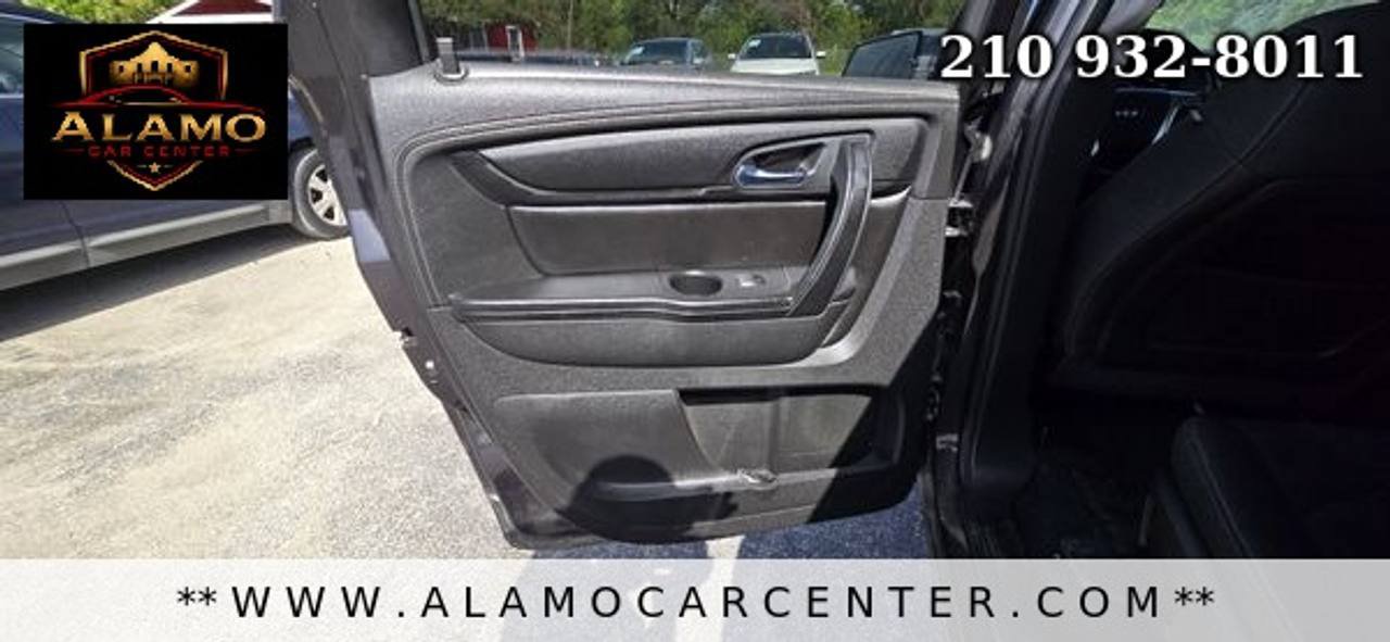 Used 2015 GMC Acadia SLE FWD image 34