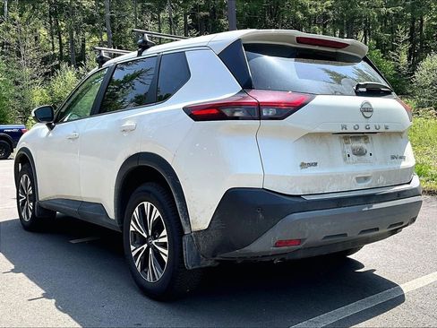 Used 2023 Nissan Rogue SV AWD/4WD image 6