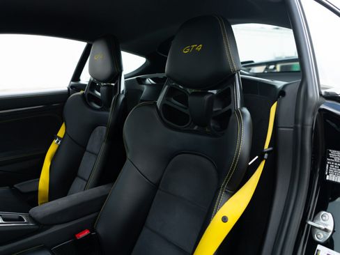 Used 2016 Porsche Cayman GT4 RWD image 26